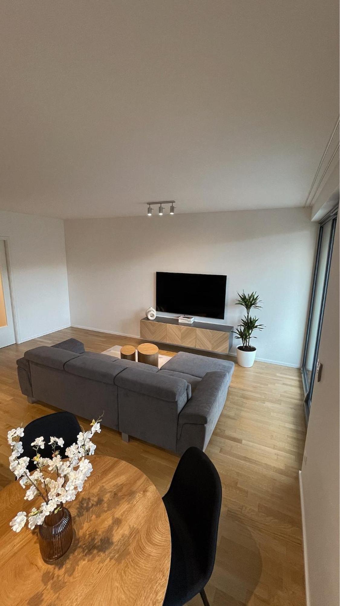 Modern Stylish With Private Garage * Prag